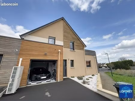 maison 5 pièces 104 m²