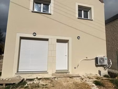 maison neuve année 2026 avec jardin