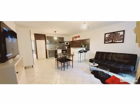 appart t3 meublé centre arbois