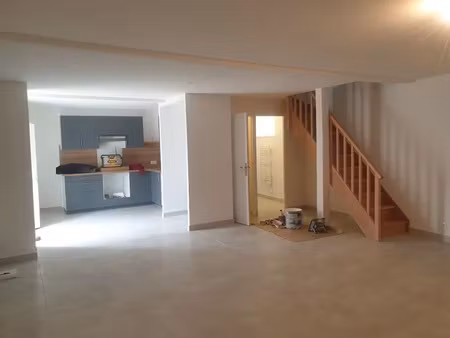 location appartement 4 pièces 82 m² à villemeux-sur-eure (28210)  900 €