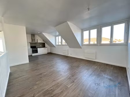 location appartement 4 pièces 80 m² à janville-sur-juine (91510)  1 100 €