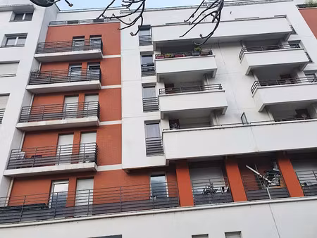 location appartement 5 pièces 109.77 m² à saint-denis (93200)  1 793 €