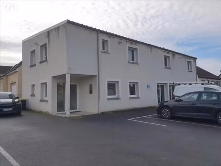 location immeuble à mardeuil (51530)  700 €