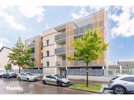 t4 lumineux de 81 71 m² – résidence patio carnot (2014) – saint fons
