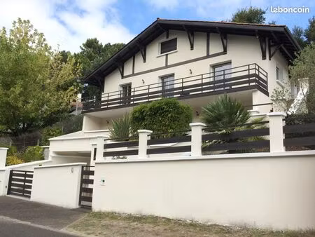 villa et son t1bis indépendant à labenne (landes)  7 pièces  210m² 735000