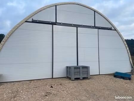 entrepôt de stockage