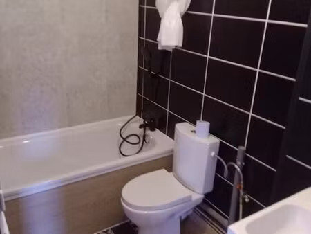 t3 1er étage / immeuble calme