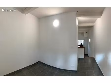 t2 luminy vaufrèges 13009