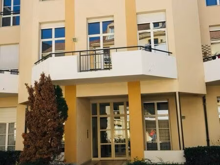 f4 quartier des isles