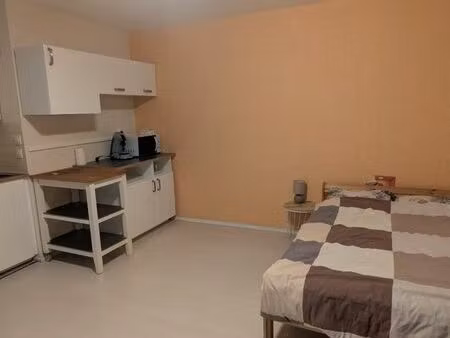 studio meublé avec parking sécurisée