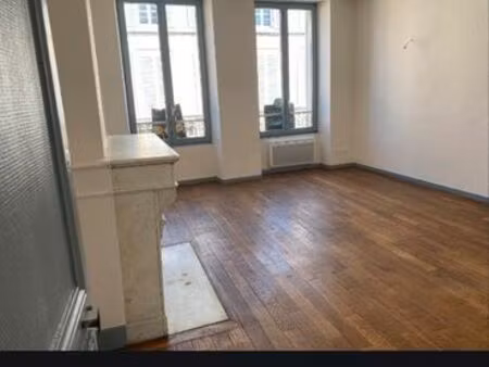 appartement 40 m2 rue saint louis