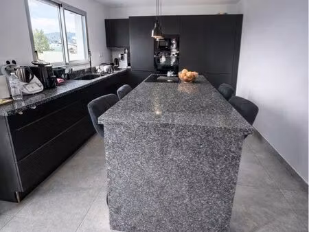 maison individuelle construction récente 2023