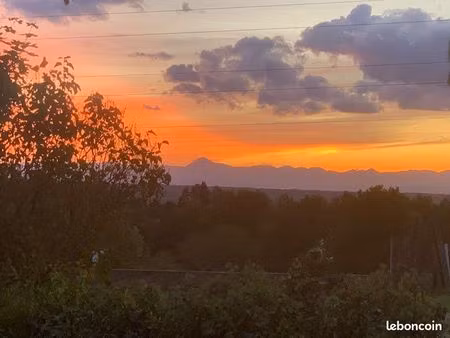 dépôt. stockage. box