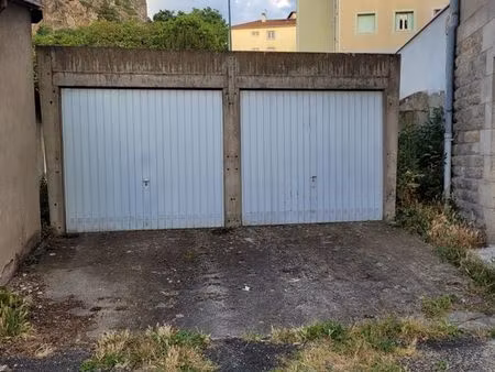 garage box à louer le puy-en-velay 43000