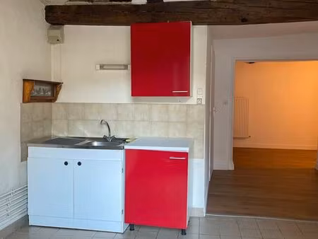 location appartement 1 pièce 28 m²