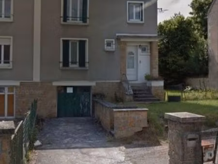 logement libre à la location face à la loire