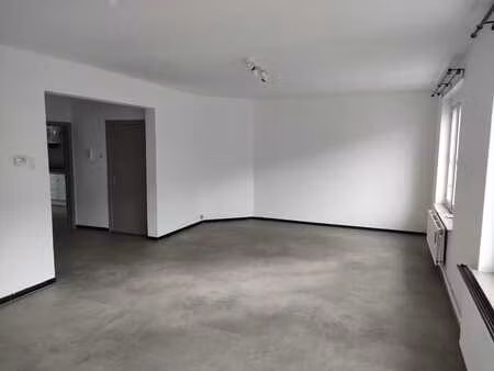 appartement 2 chambres; lumineux