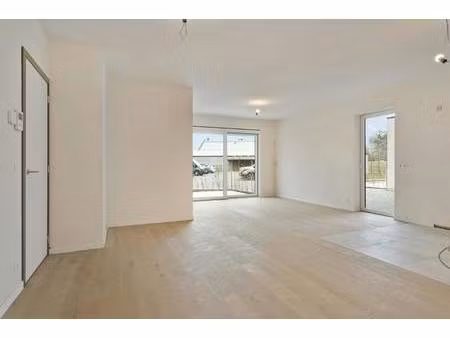 gelijkvloers nieuwbouwappartement te koop in desselgem