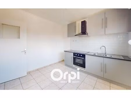 location appartement  59.11 m² t-3 à homécourt  590 €
