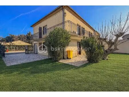 maison de 190 m² à le pontet