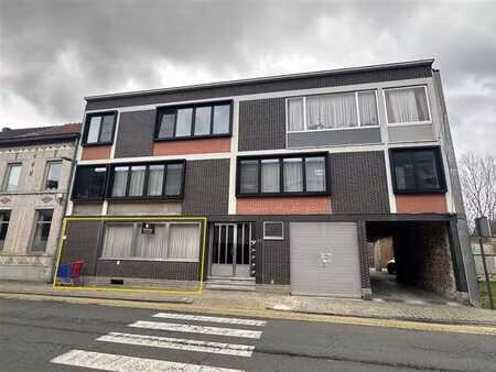 gelijkvloers appartement met 2 slaapkamers  ruime berging en