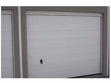 garage / parking fermé à brasschaat