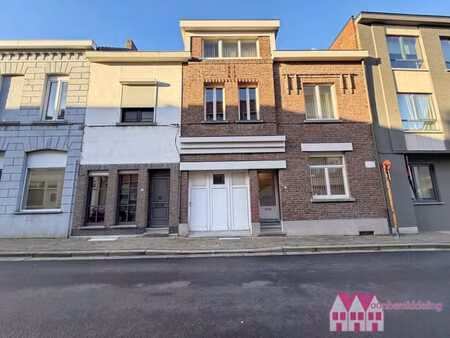 zottegem: op te frissen woning met 4 slpks mogelijk  koer...