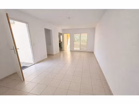 appartement lamentin 59.91 m² t-3 à vendre  178 000 €