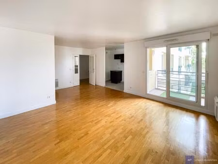 a louer appartement 3 pièces de 69 m² avec balcon et parki
