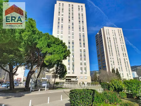 à vendre : appartement 4 pièces - loggia -dressing - buanderie toulon - proche mourillon