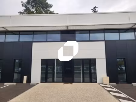 location local d'activités merignac 33700