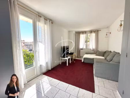 appartement t4 - 72 m2 - balcon - garage - cave