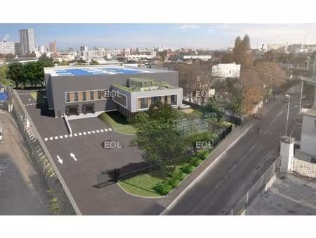 a louer immeuble neuf indépendant à construire de 3 100 m²