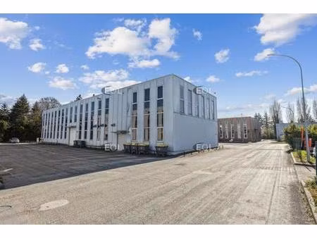 exclusivité ! local d'activité à vendre de 1200m²