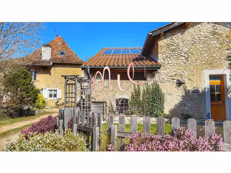 saint-aupre  propriété avec piscine