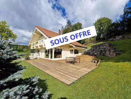 maison contemporaine de 151 m² à lamoura