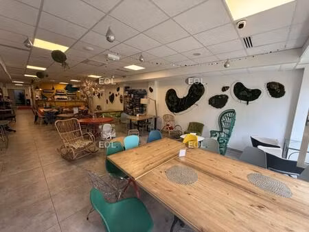 à vendre : immeuble de bureaux de 309 m²