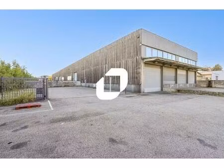 entrepôt | local de stockage | bureaux | accès routiers directs - saint-priest