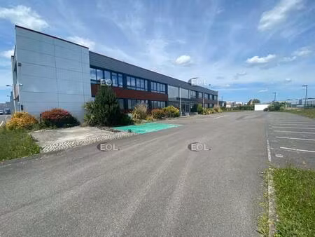 santeny (94) - à louer - entrepôt avec stockage extérieur de 15 162 m²