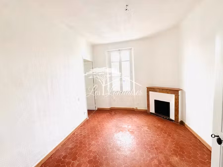 vente maison 6 pièces 107 m² à la londe-les-maures (83250)  346 000 €