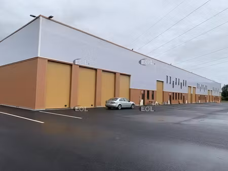 local d'activités et bureaux à louer