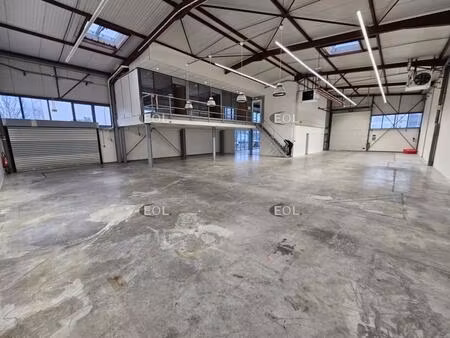 local d'activité indépendant de 596 m² à louer à vitry-sur-seine (94)