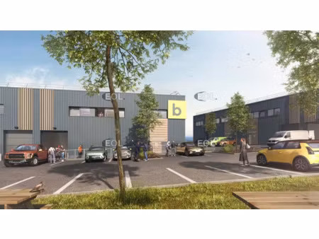 bâtiment indépendant neuf divisible en trois lots à partir de 411 m²