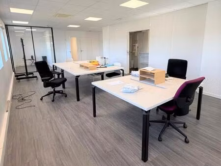 vente bureau 3 pièces 145 m² bordeaux (33800)