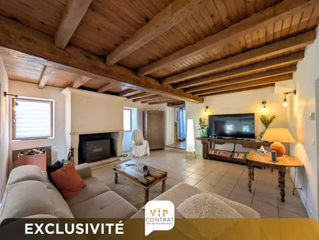 vente maison 9 pièces 246 m² triac-lautrait (16200)