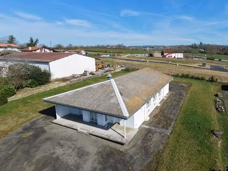 local artisanal 199 m2 aïcirits parcelle 2 059 m2 & zone passante