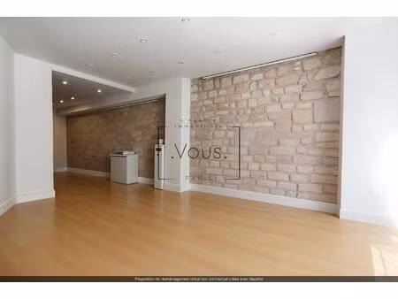 bureaux et atelier à deux pas du canal-saint-martin (paris xe)