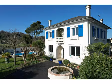 vente maison 8 pièces 250m2 mazères-lezons 64110 - 645000 € - surface privée