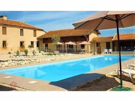 belle ferme rénovée avec piscine sur 1ha proche masseube