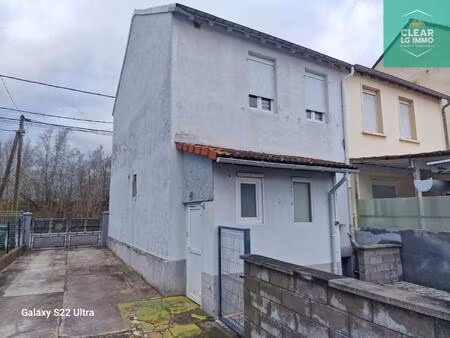 joli t2 avec entrée privative à amnéville